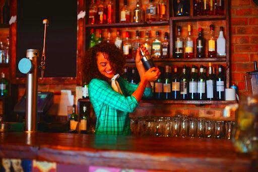 Becoming a Freelance Bartender